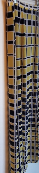 Nasty Gal long yellow maxi - Picture 11 of 11